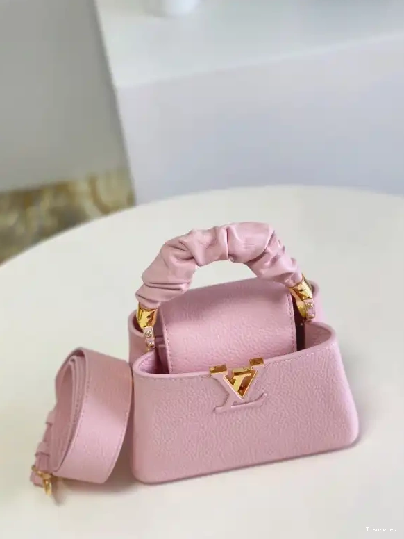 Cheap MINI LOUIS VUITTON CAPUCINES 0606
